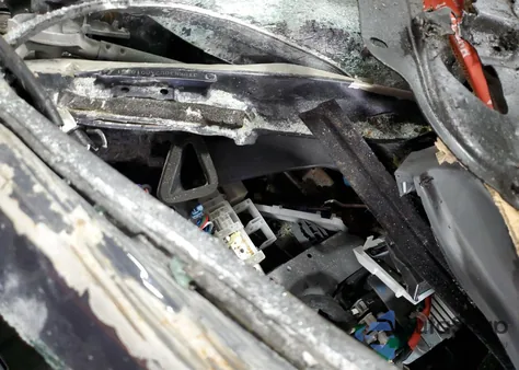 2010 Toyota Prius z USA, uszkodzony, nr VIN JTDKN3DU2A0010751